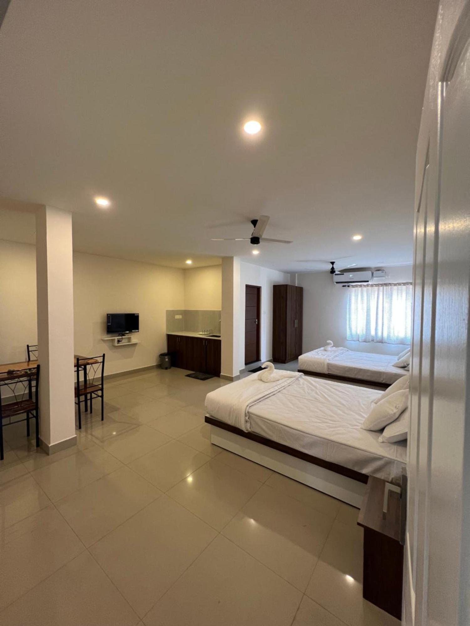 Heres Haut Residency Kochi Eksteriør bilde